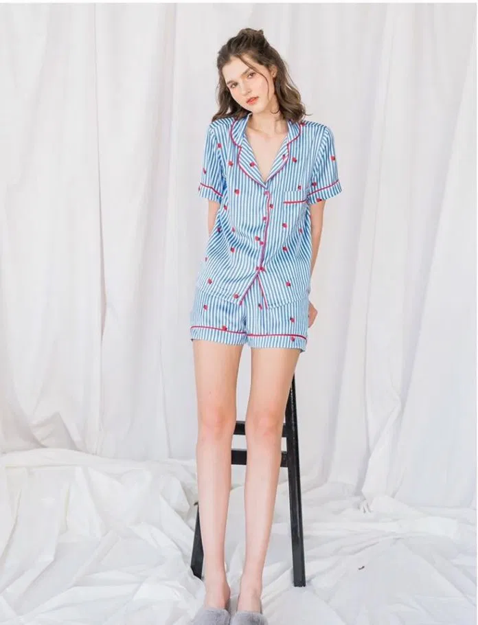 Đồ ngủ nữ dễ thương mùa hè
