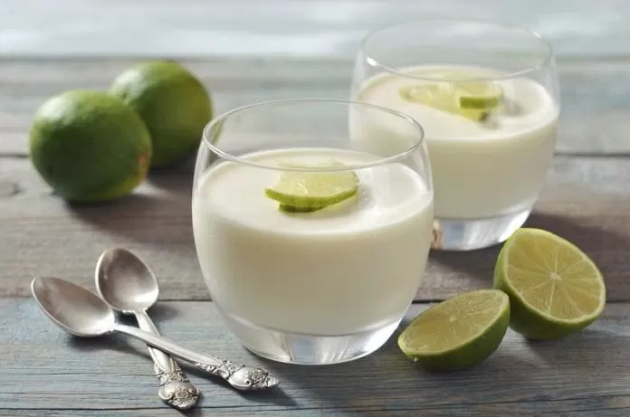 mặt nạ chanh và sữa tươi