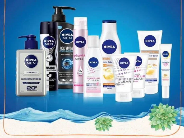 Nivea Pearl White Super Mousse Facial Cleanser