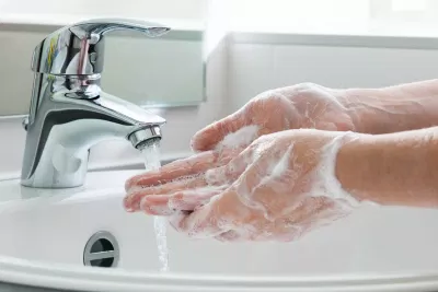 Triệu chứng đau mắt đỏ