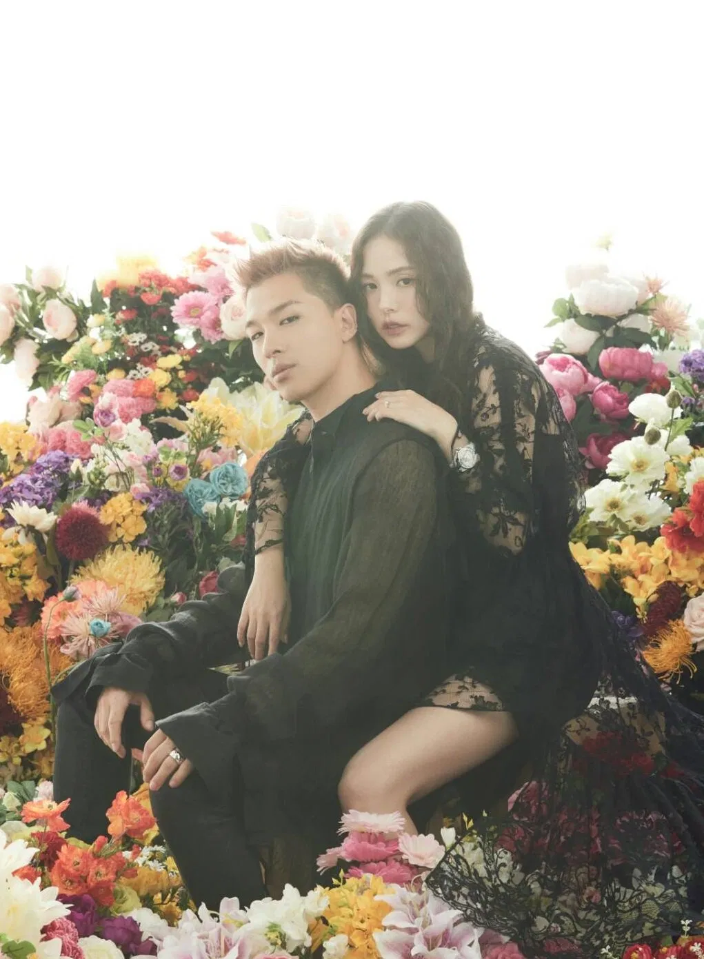Taeyang Min Hyo Rin