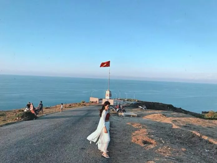 đỉnh thới lới