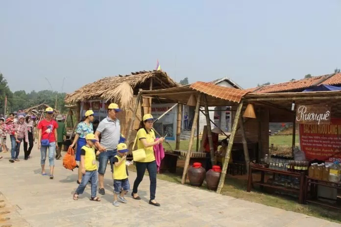 Làng văn hóa