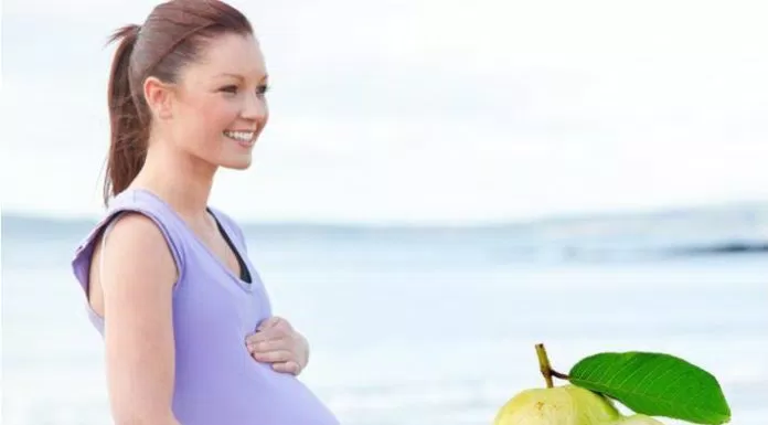 8 tác dụng của quả ổi đối với bà bầu giúp bảo vệ sức khỏe mẹ và bé