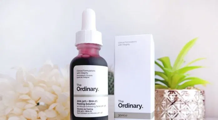 Tinh chất The Ordinary có thiết kế đơn giản nhưng vô cùng ấn tượng. (Nguồn: Internet) The Ordinary AHA 30% + BHA 2% Peeling Solution