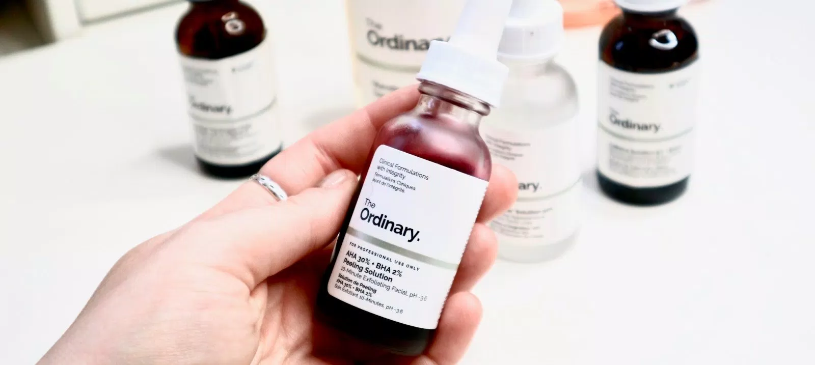 Review tinh chất tẩy tế bào chết hóa học The Ordinary AHA 30% + BHA 2% Peeling Solution (Nguồn: Internet)