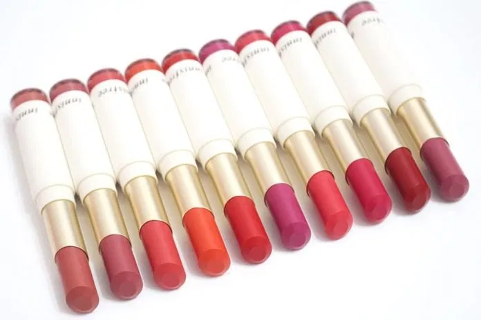 Vỏ son Innisfree Real Fit Velvet Lipstick thiết kế thanh lịch, ưa nhìn (nguồn: ảnh Internet) Vỏ son Innisfree Real Fit Velvet Lipstick thiết kế thanh lịch, ưa nhìn (nguồn: ảnh Internet)