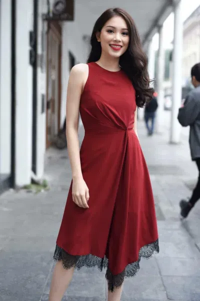 Đầm đẹp đi đám cưới