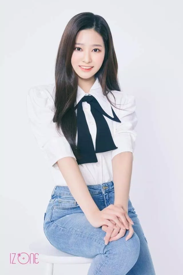 izone profile kim minjoo izone kim minjoo
