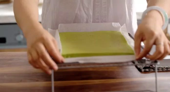 Cách làm bánh mousse matcha siêu đẹp mắt - BlogAnChoi