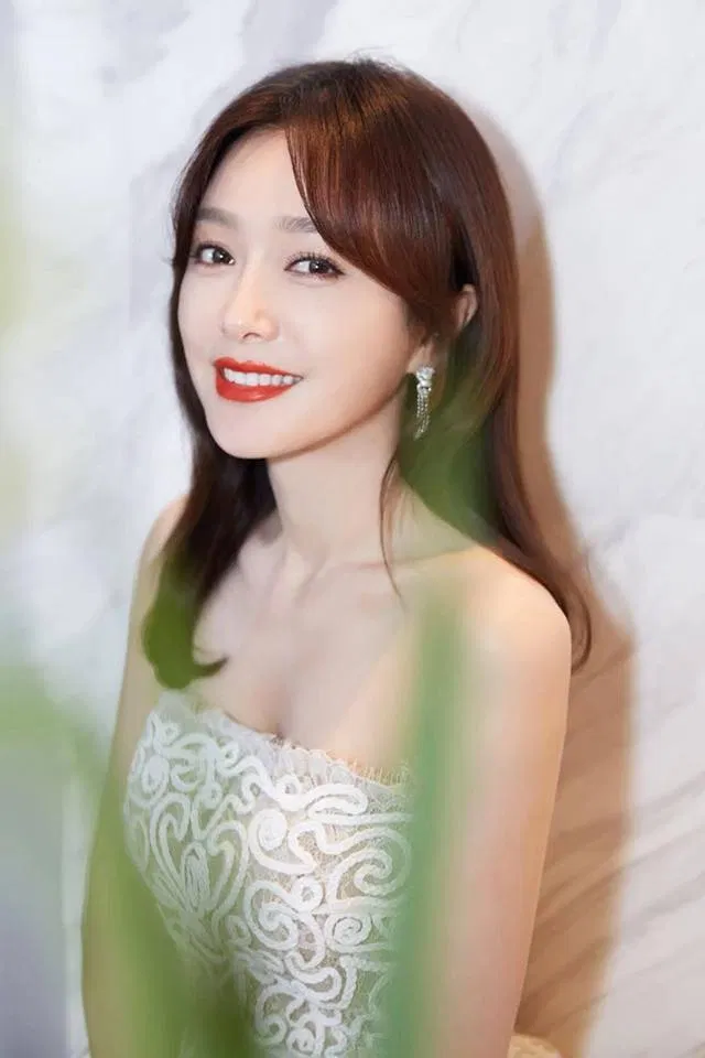 Tần Lam Đêm Hội Độc Thân 11