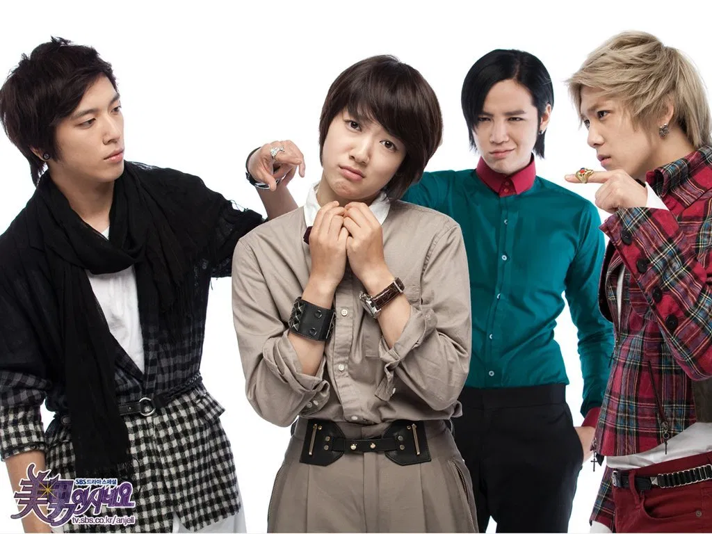 Ban đầu Mi Nyeo bị đối xử lạnh lùng. (Ảnh: Internet)