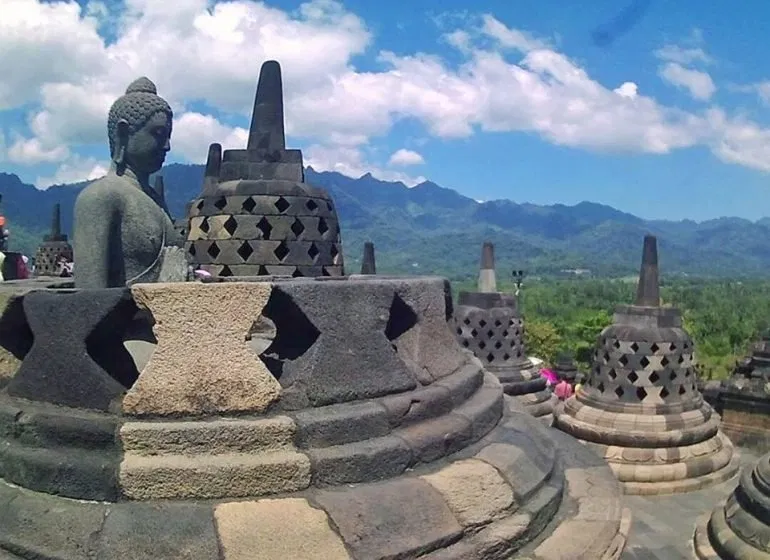 Đền Borobudur