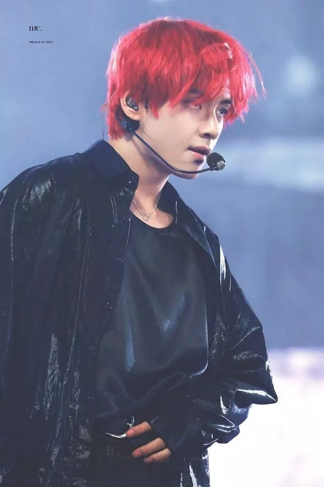 Tóc đỏ BTS V V BTS với mái tóc đỏ