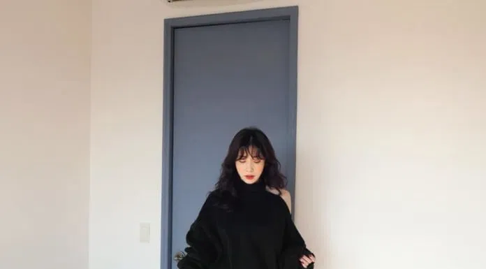 Chân váy lưới
