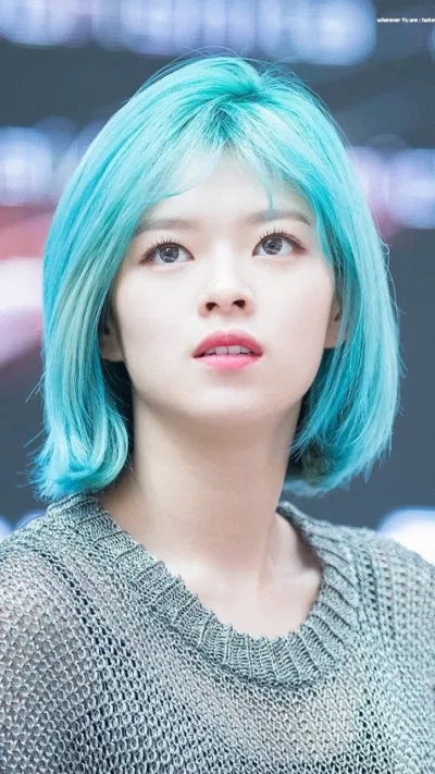 Twice Jeongyeon tóc xanh Twice Jeongyeon tóc xanh