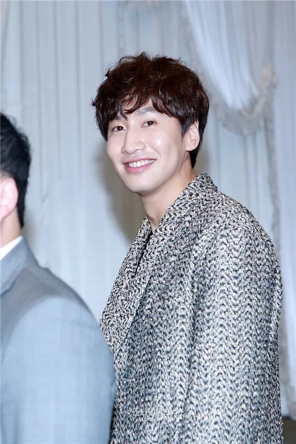 Kwang Soo