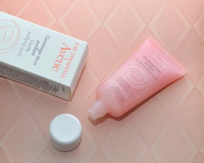 Thiết kế bao bì của sản phẩm này rất gọn gàng và bắt mắt