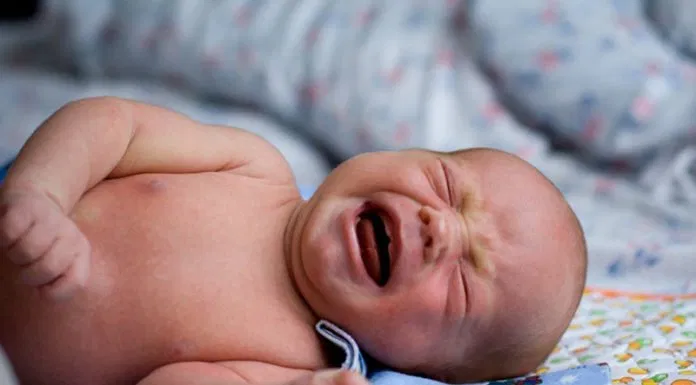 viêm màng não ở trẻ sơ sinh