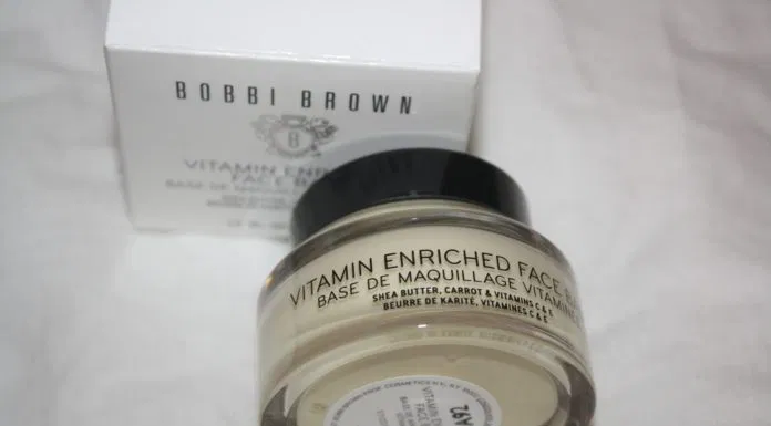 Bobbi Brown Vitamin Enriched Face Base