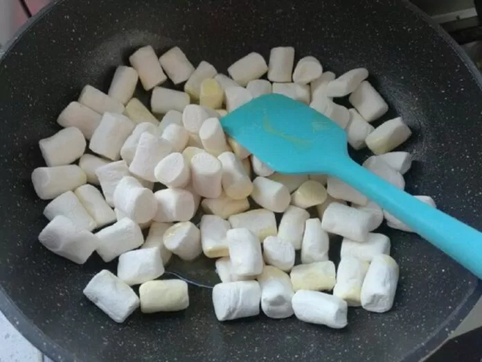 kẹo mashmallow