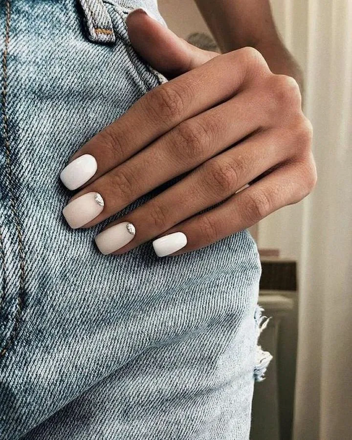 Mẫu nail đơn giản