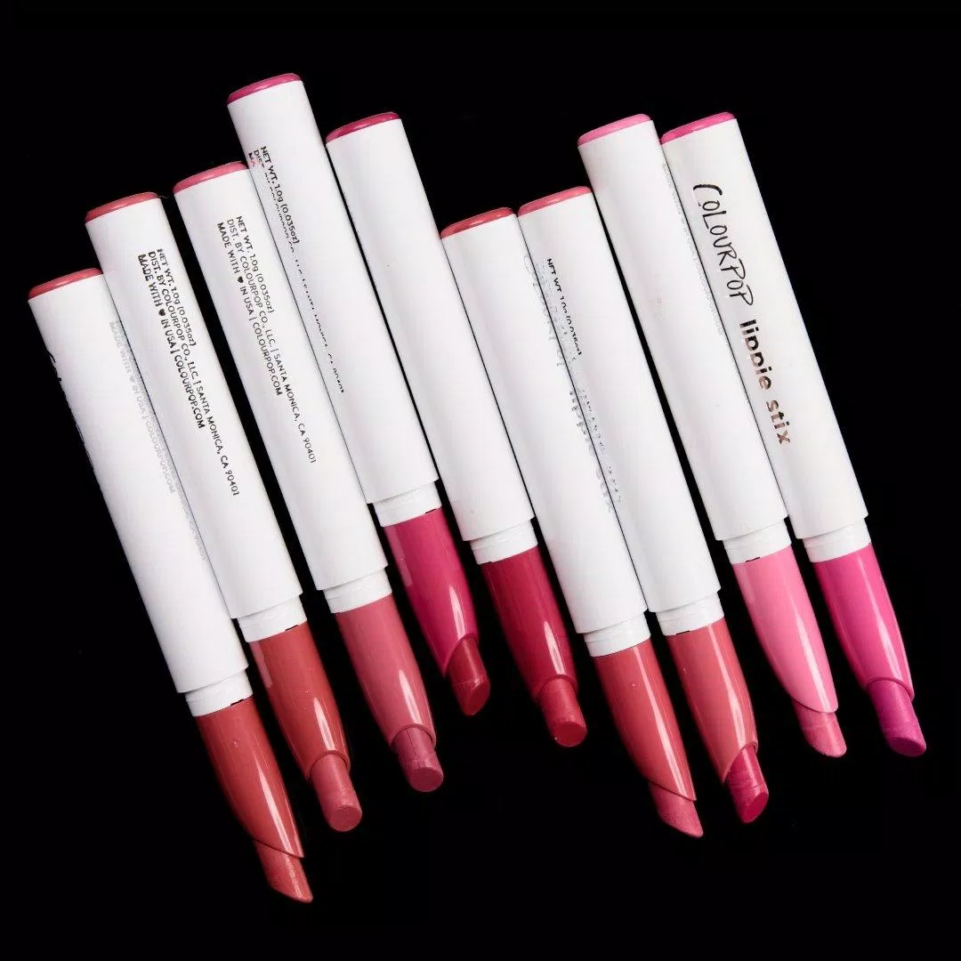 Bảng màu son Colourpop Lippie Stix có tổng cộng 38 màu đa dạng, hợp thời trang và rất dễ sử dụng ( Ảnh: Internet )