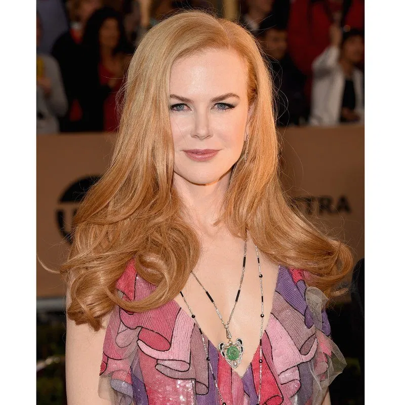 màu tóc lên ngôi vào mùa xuân