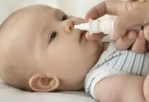 rửa mũi cho bé tại nhà