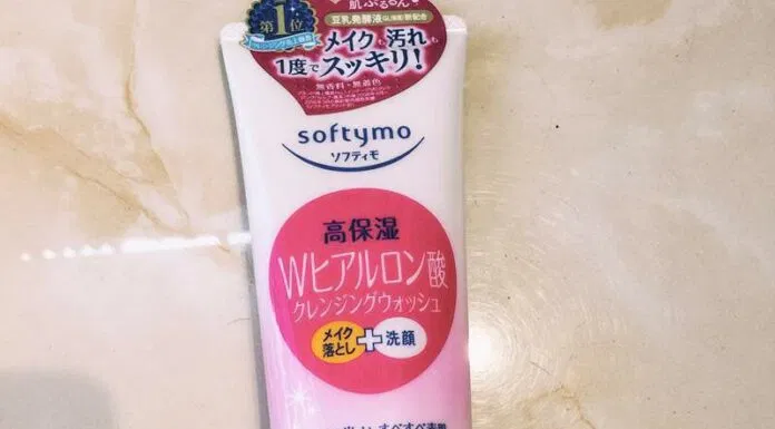sữa rửa mặt
