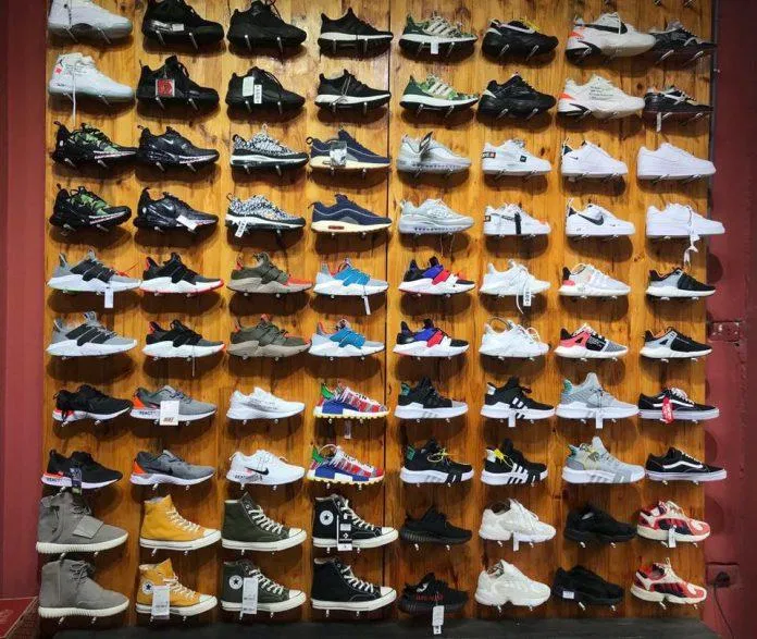Top 10 shop giày thể thao uy tín tại Hà Nội