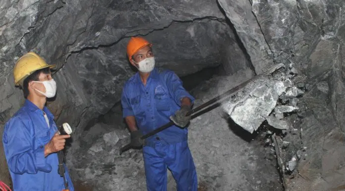 công nhân hầm mỏ