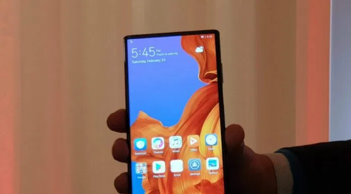 Màn hình chính có kích thước 6.6 inch