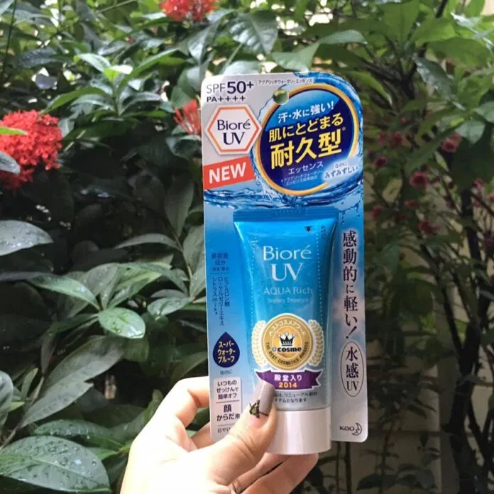 Biore UV Aqua Rich Watery Essence