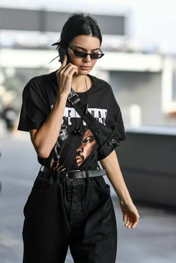 Đây là chiếc kính khiến nhiều tín đồ thời trang phải "phát cuồng" suốt năm 2018 cho đến tận thời điểm hiện tại kính tí hon