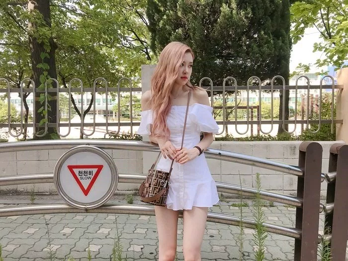 Xếp hạng top 4 idol nữ KPOP bứt phá trong năm 2021 : BLACKPINK “chiếm đóng” với tận 2 thành viên