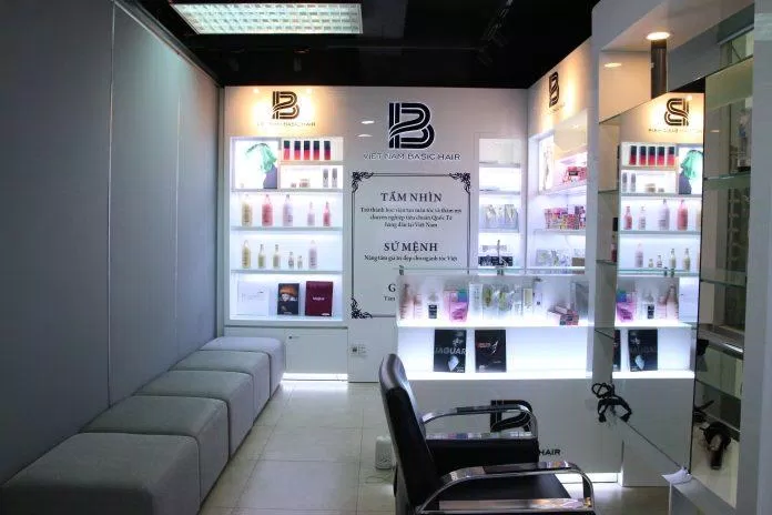 Sứ mệnh của Soobin Salon được đặt trang trọng tại nơi mà tất cả khách hàng đều nhìn thấy và cảm nhận được khi đến đây (Nguồn: Internet)