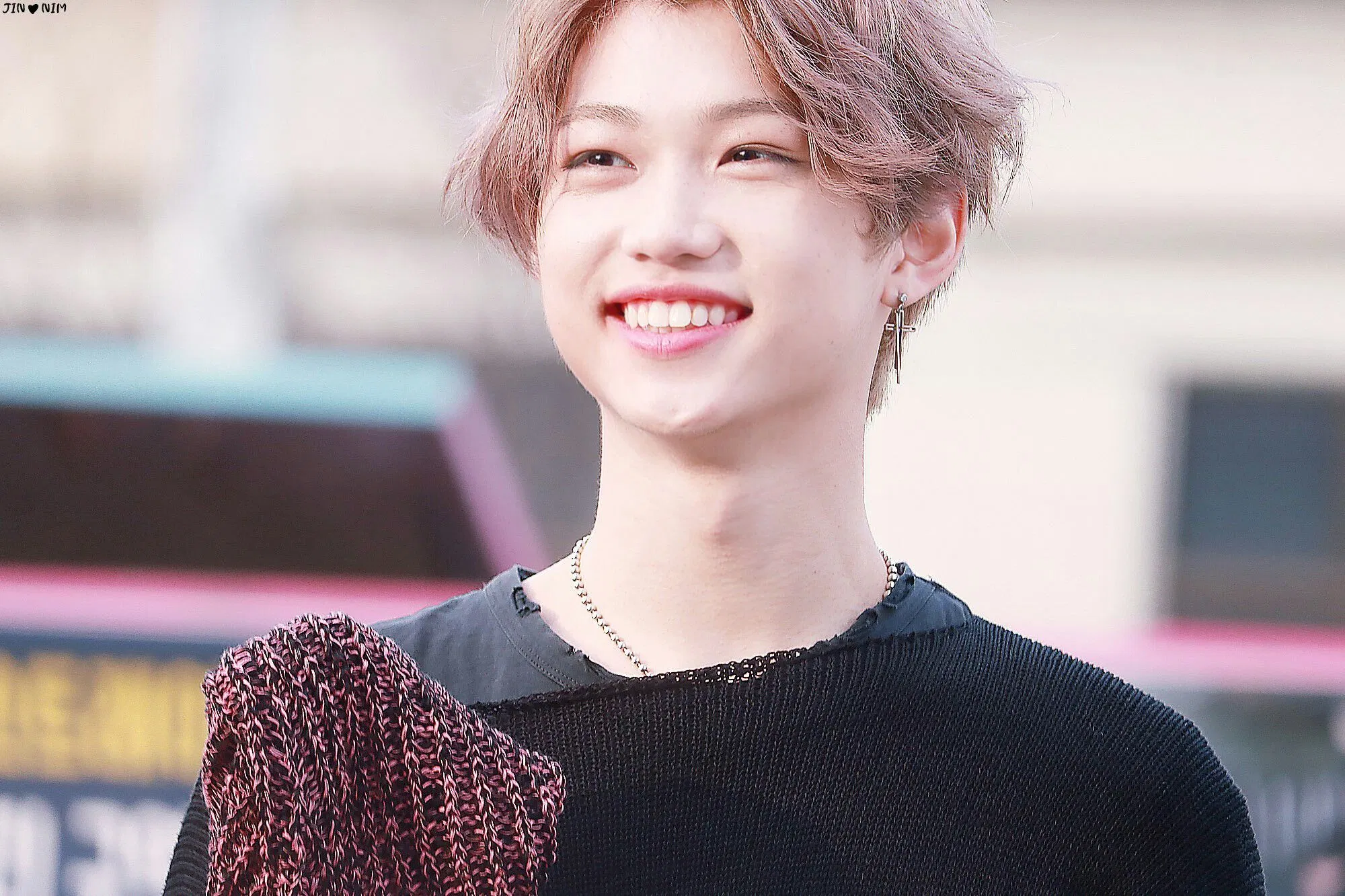 Chàng rapper đến từ Úc với tông giọng khác xa với khuôn mặt than-tuong5