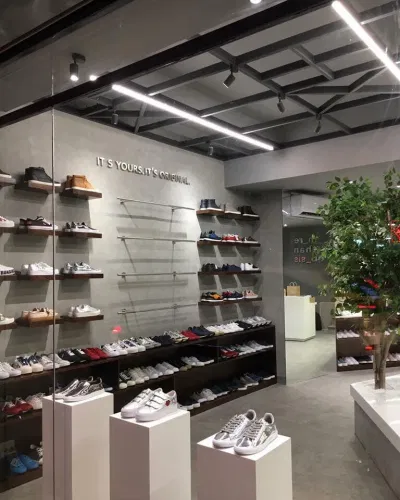 Top 10 shop giày thể thao uy tín tại TP.HCM