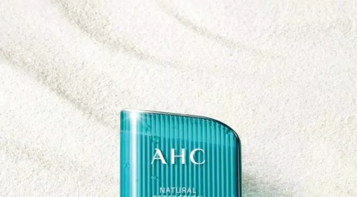 Dòng sản phẩm kem chống nắng dạng thỏi của thương hiệu AHC vô cùng được yêu thích tại Hàn Quốc. (Nguồn: Internet)