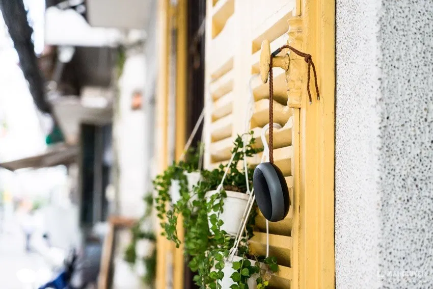 Dây treo được kết hợp với loa một cách độc đáo