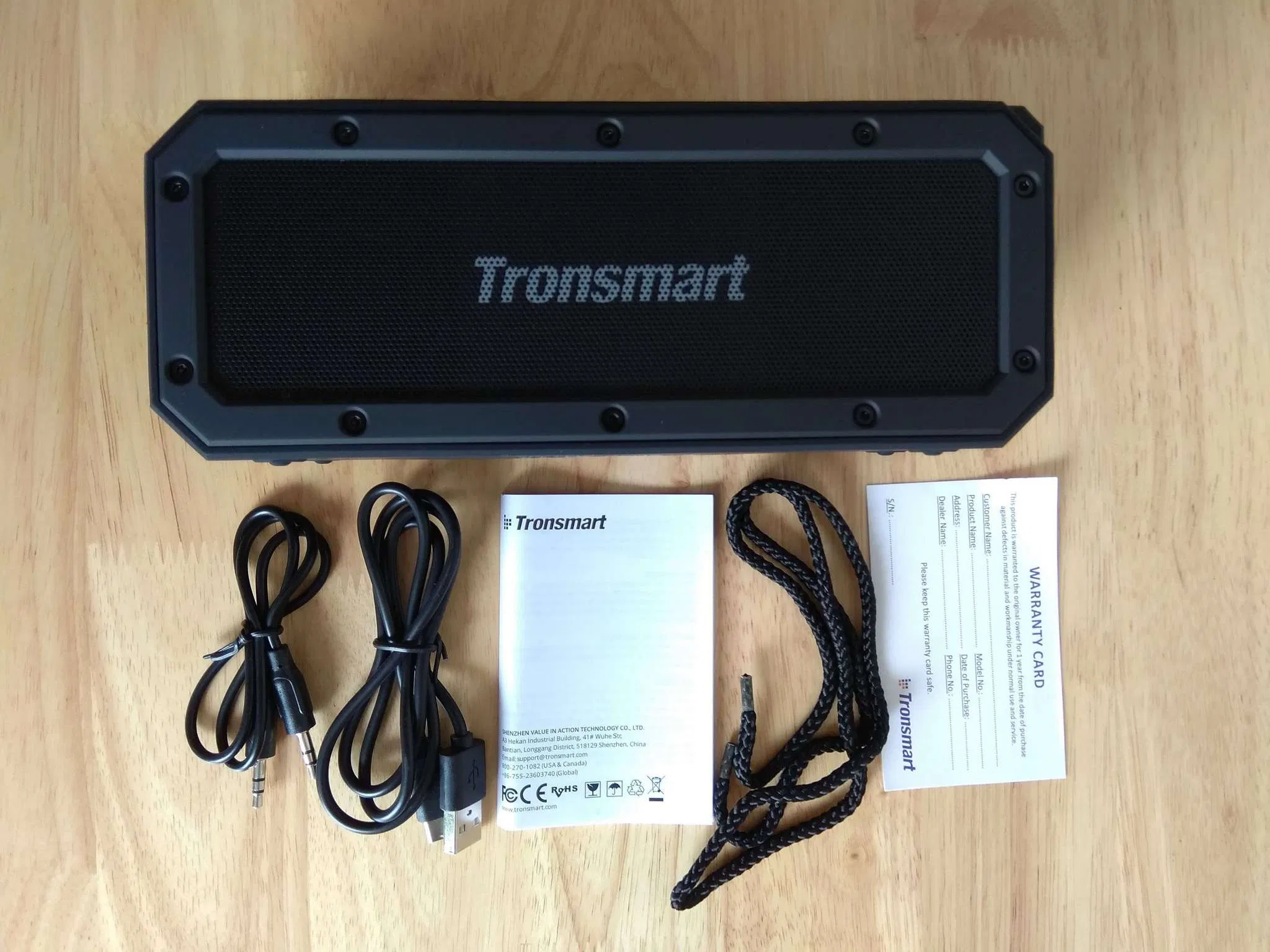 Phụ kiện & loa bluetooth Tronsmart Element SoundPulse Force+ (Ảnh : BlogAnChoi)