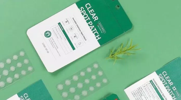 Review miếng dán mụn thần kỳ Some By Mi Clear Spot Patch