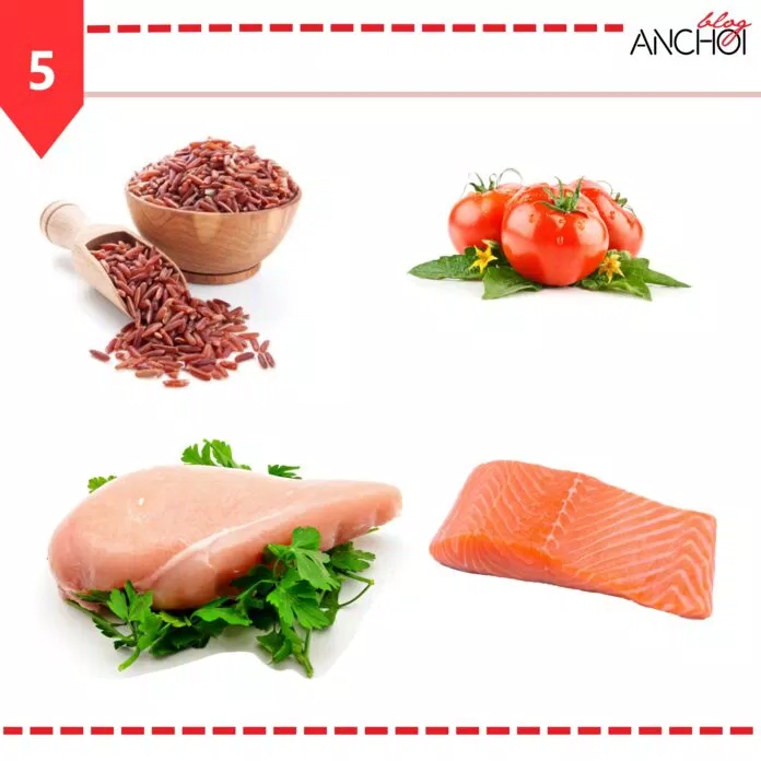 Bạn có thể ăn thịt ức gà hoặc cá vào ngày thứ 5 thực hiện ăn kiêng