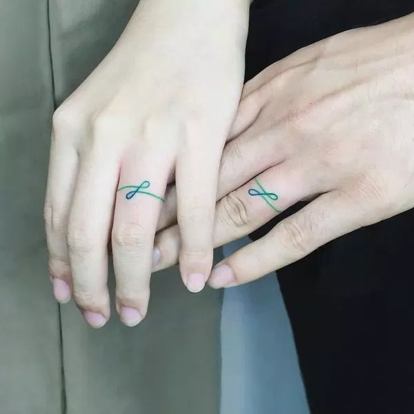 nhẫn cưới hình xăm tattoo rings