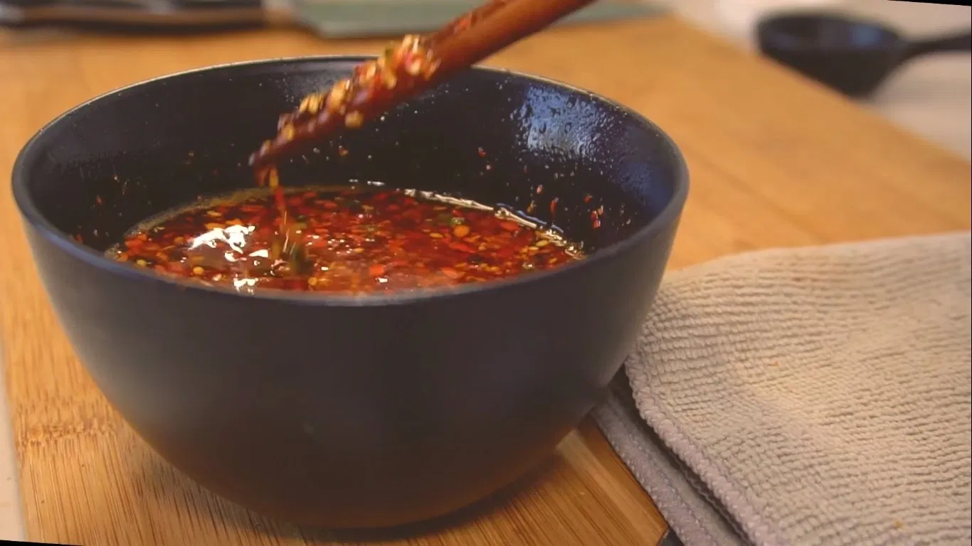 Nước sốt chính cho món gà xé cay Nước sốt chính cho món gà xé cay