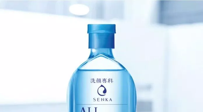 Senka All Clear Water Fresh có mini size tiện dụng để đi du lịch