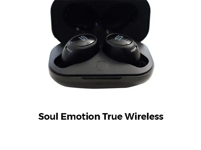 Tai nghe để trải nghiệm 8D Audio