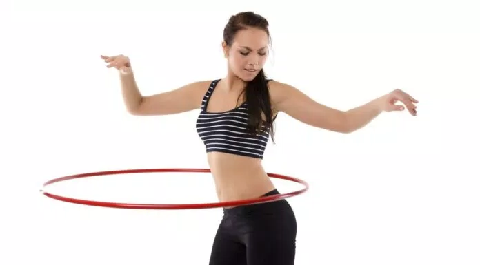 Hướng dẫn cách lắc vòng giảm mỡ bụng hiệu quả