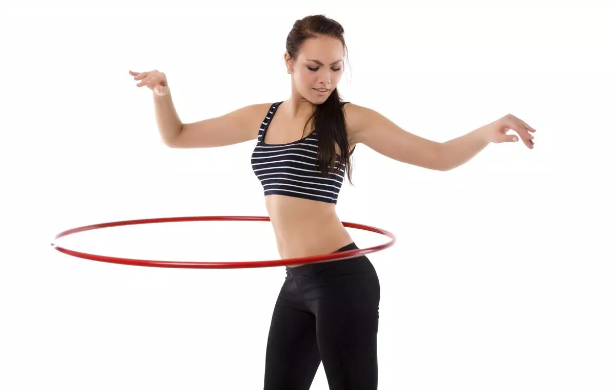 Việc tập trung khi lắc vòng sẽ giúp bạn rèn luyện trí não tốt hơn Việc tập trung khi lắc vòng sẽ giúp bạn rèn luyện trí não tốt hơn